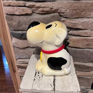 Charming Cream and Black barking treat jar for‎ dogs.
